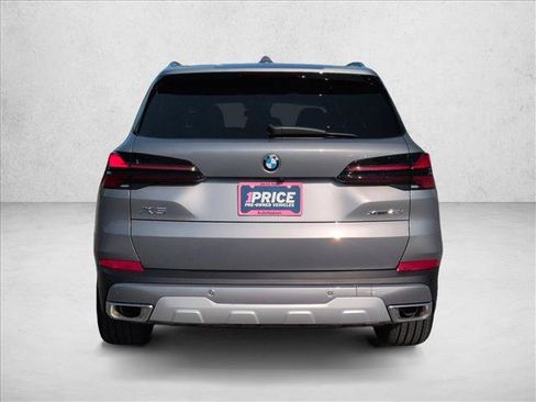 Used 2024 BMW X5 xDrive40i w/ Premium Package AWD/4WD image 7