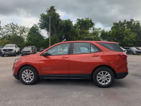 Used 2020 Chevrolet Equinox LS FWD image 16
