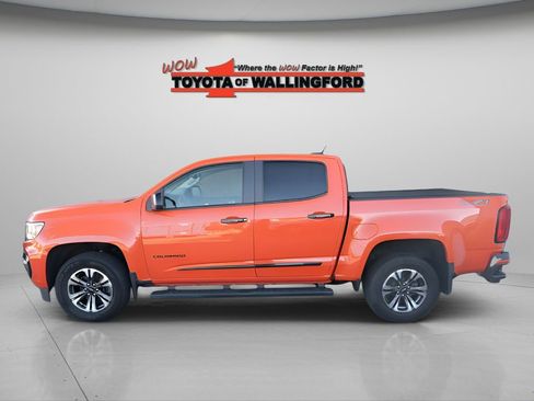 Used 2022 Chevrolet Colorado Z71 AWD/4WD image 2