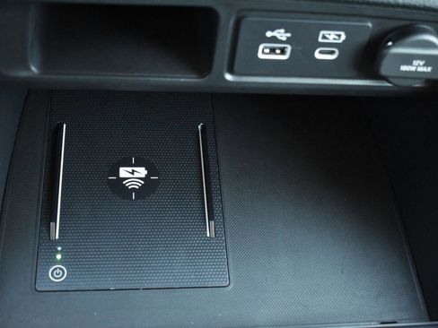 Used 2025 Honda Pilot Elite image 14