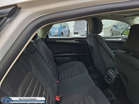 Used 2019 Ford Fusion SE FWD image 45