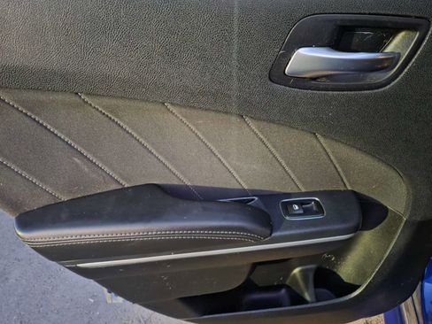 Used 2019 Dodge Charger GT image 10