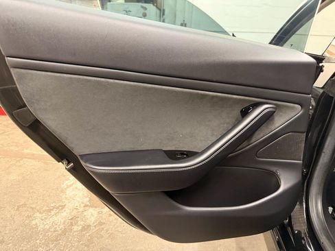 Used 2018 Tesla Model 3 RWD image 25