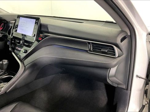 Used 2021 Toyota Camry XSE FWD image 21
