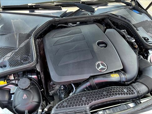 Used 2021 Mercedes-Benz C 300 4MATIC Sedan image 31