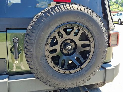 Used 2009 Jeep Wrangler X AWD/4WD image 29