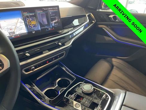 Used 2023 BMW X7 xDrive40i w/ Executive Package image 33