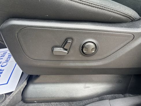 Used 2026 RAM 1500 Big Horn AWD/4WD image 12