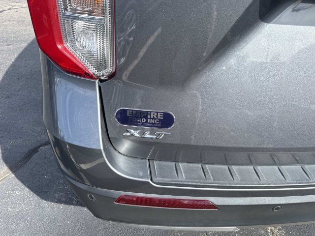 Used 2024 Ford Explorer XLT w/ Equipment Group 202A RWD image 5