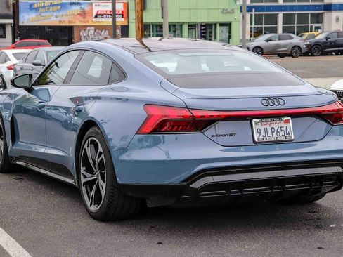 Used 2023 Audi e-tron GT Prestige AWD/4WD image 2