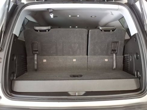 Used 2018 Chevrolet Tahoe LS AWD/4WD image 6