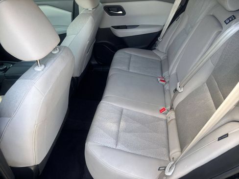 Used 2025 Nissan Rogue SV AWD/4WD image 23
