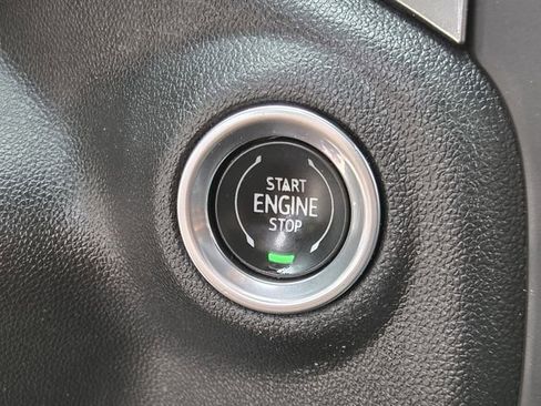 Used 2022 Chevrolet Silverado 1500 LT Trail Boss w/ Convenience Package II AWD/4WD image 20