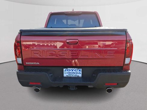 Certified 2024 Honda Ridgeline RTL image 9
