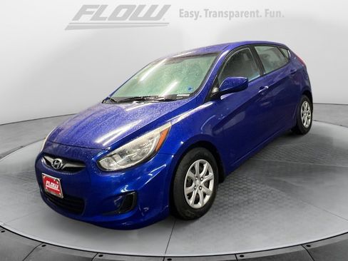 Used 2013 Hyundai Accent GS image 4