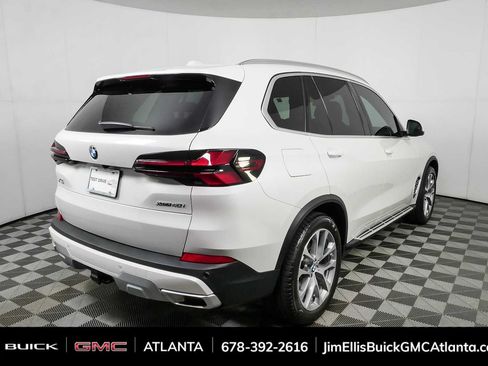 Used 2026 BMW X5 xDrive40i w/ Executive Package AWD/4WD image 3