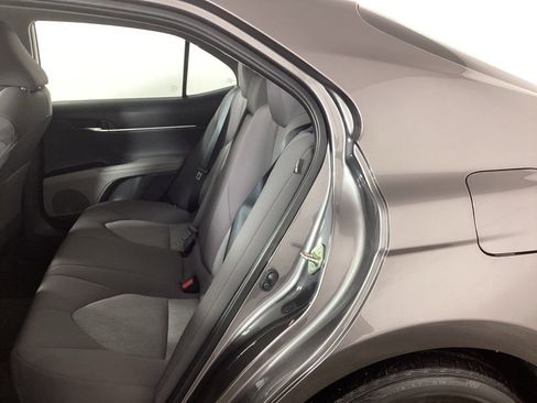 Used 2020 Toyota Camry LE image 12