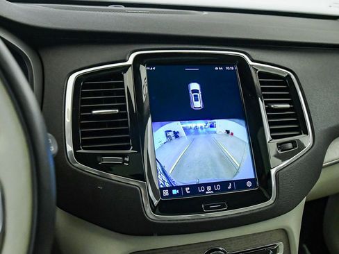 Used 2023 Volvo XC90 B6 Plus w/ Protection Package Premier image 22