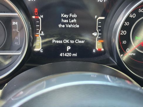 Used 2021 Jeep Gladiator Mojave AWD/4WD image 11