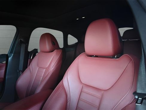 Used 2023 BMW i4 eDrive35 w/ Premium Package image 2