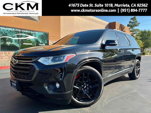 Used 2019 Chevrolet Traverse Premier w/ Redline Edition FWD image 1
