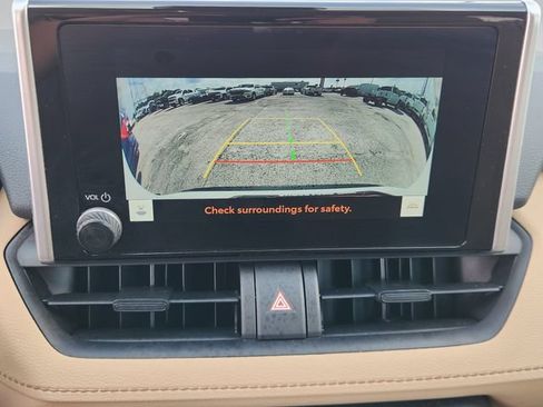 Used 2025 Toyota RAV4 XLE w/ Convenience Package AWD/4WD image 17