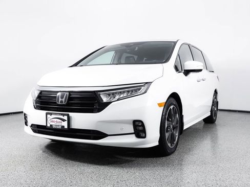 Used 2023 Honda Odyssey Elite image 3