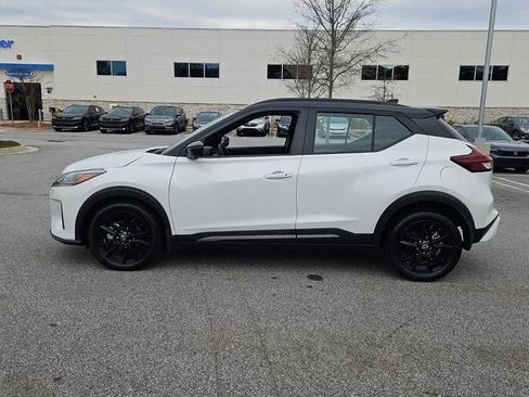 Used 2024 Nissan Kicks SR image 5
