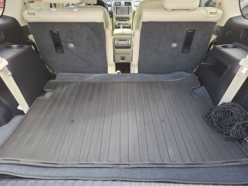 Used 2021 Lexus GX 460 Luxury w/ Sport Design Package image 26