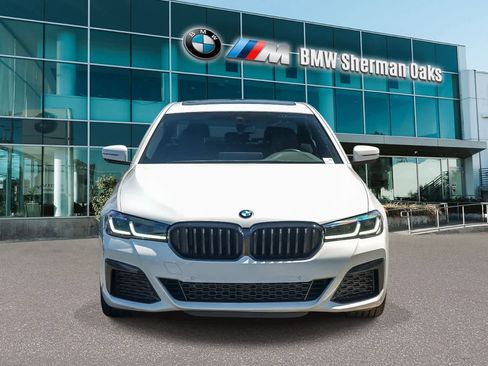 Used 2023 BMW 530i w/ M Sport Package RWD image 2