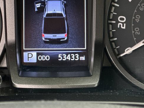 Used 2023 Toyota Tacoma 4x4 Double Cab image 24