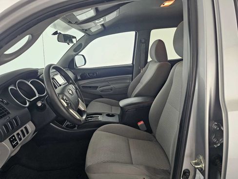Used 2015 Toyota Tacoma PreRunner w/ Convenience Package RWD image 20