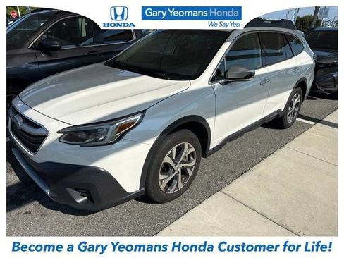 Used 2022 Subaru Outback Touring AWD/4WD image 1