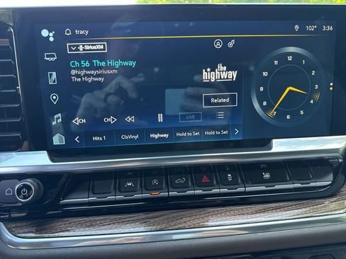 Used 2023 Chevrolet Silverado 1500 LT image 17