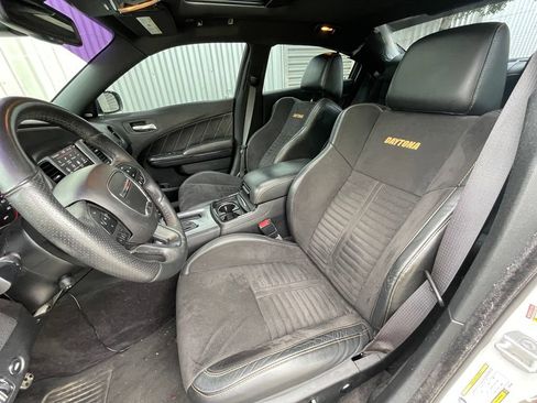 Used 2018 Dodge Charger R/T RWD image 22