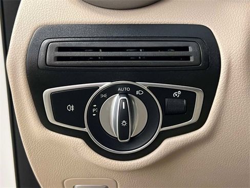 Certified 2022 Mercedes-Benz GLC 300 4MATIC image 21