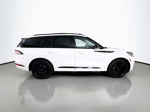 Used 2025 Lincoln Aviator Reserve w/ Equipment Group 201A AWD/4WD image 9