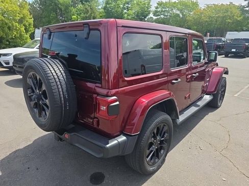 Used 2021 Jeep Wrangler Unlimited Sahara w/ Cold Weather Group AWD/4WD image 7