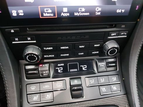 Used 2018 Porsche 718 Cayman GTS image 19