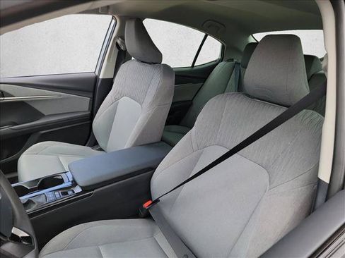 Used 2025 Toyota Camry LE w/ Convenience Package FWD image 13