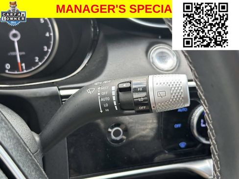 Used 2025 Genesis GV70 2.5T AWD/4WD image 23