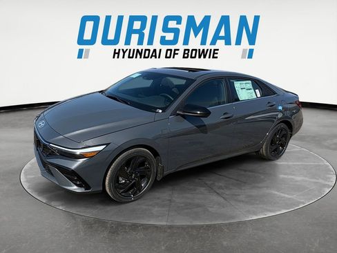 New 2026 Hyundai Elantra SEL Sport FWD image 2