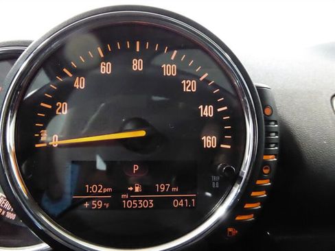 Used 2016 MINI Cooper Clubman Cooper image 12