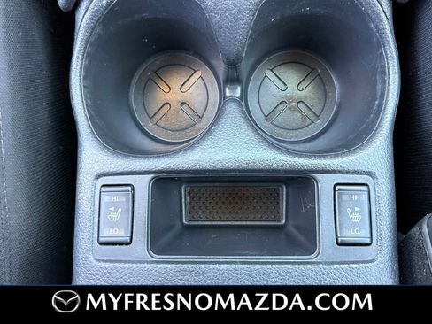 Used 2018 Nissan Rogue SV AWD/4WD image 31