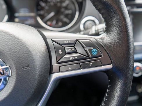 Used 2022 Nissan Rogue Sport SV w/ Technology Package image 27