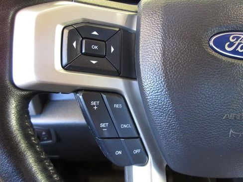 Certified 2022 Ford F350 Lariat w/ Lariat Value Package image 15