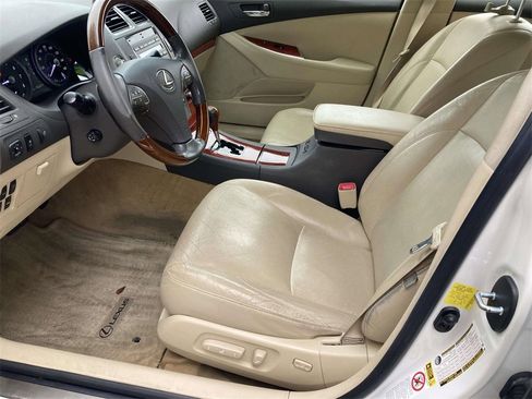 Used 2011 Lexus ES 350 image 12