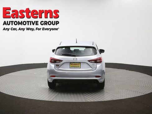 Used 2017 MAZDA MAZDA3 Sport FWD image 36