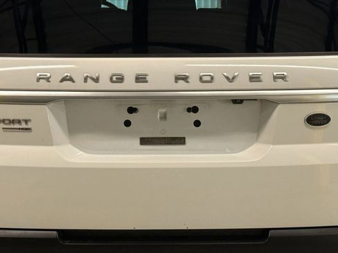 Used 2015 Land Rover Range Rover Sport HSE image 11