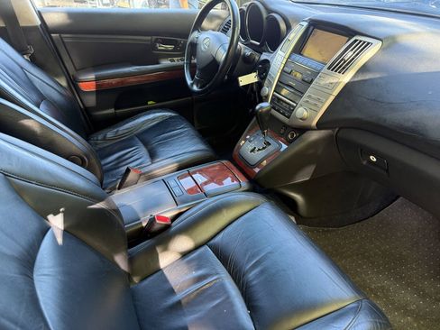 Used 2004 Lexus RX 330 FWD image 16